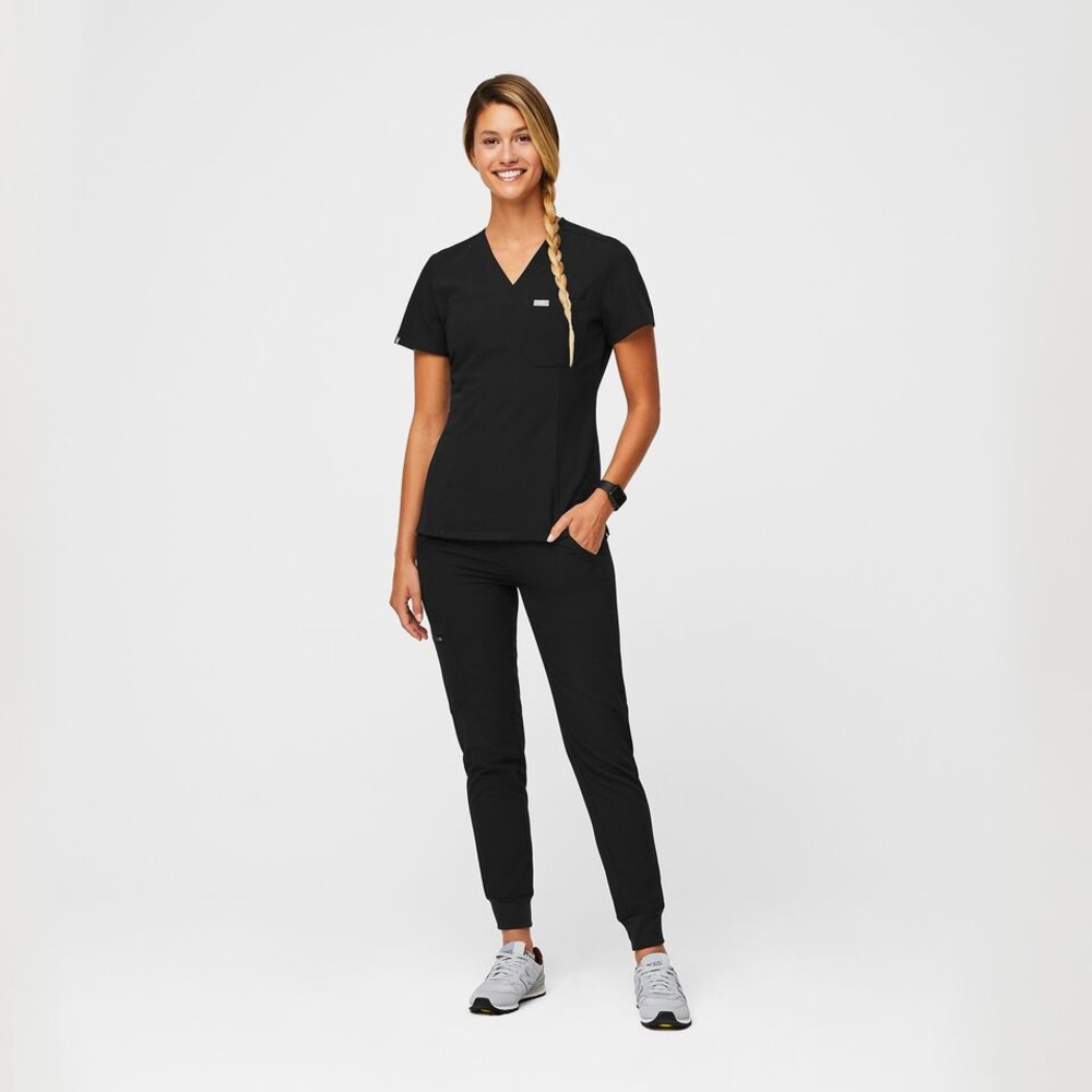 Bundle of 2 Figs Slim Catarina Scrub Tops